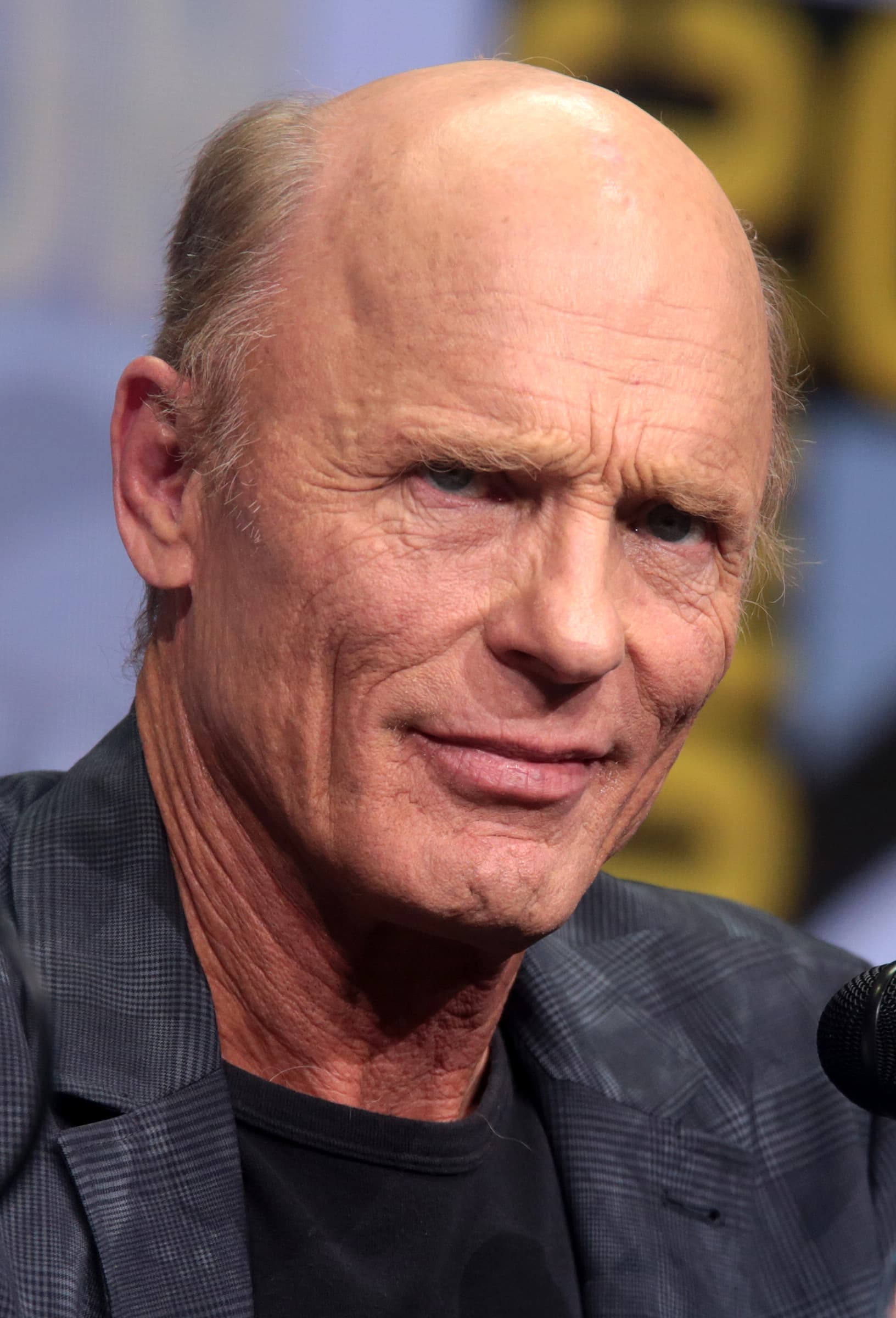 Ed Harris headshot