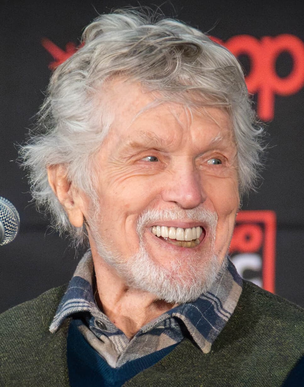 Tom Skerritt headshot
